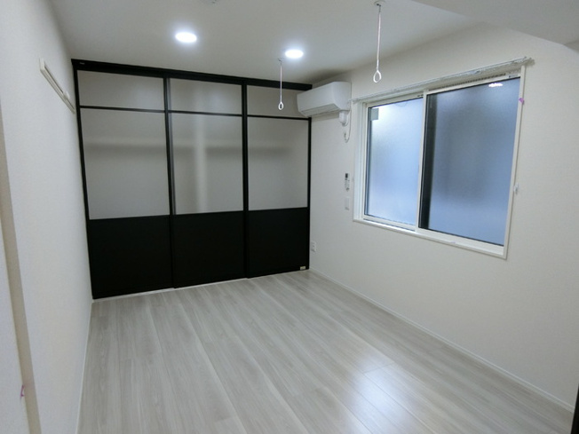 【寝室】Ｄ－ＲＯＯＭルント連坊　Ⅱ