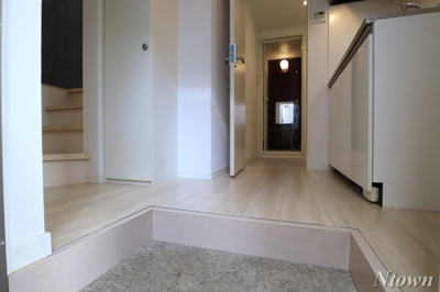 【玄関】 | ヒルズ黒川 | 毎日通る玄関はこちらです