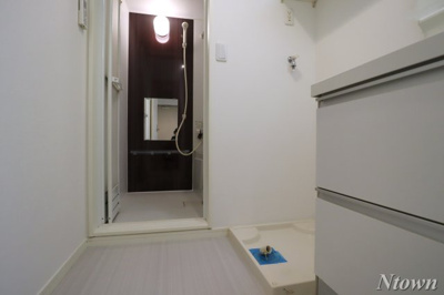 【洗面所】 | ヒルズ黒川 | 忙しい朝には欠かせない洗面所です