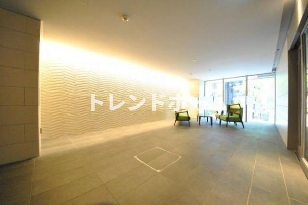 プリエールTAT江戸堀のエントランス|選べる家電プランあり！！