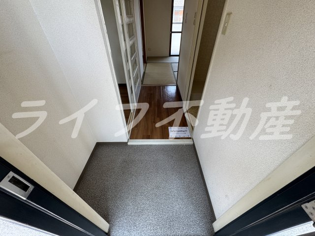 サントハウス小阪の玄関|落ち着いた玄関です