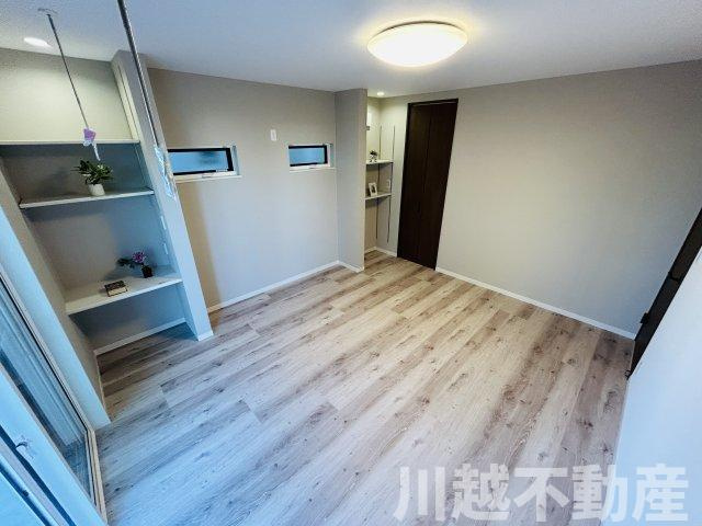 生活利便施設の充実した住環境の洋室|ご相談無料です