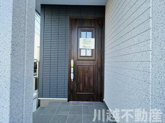 生活利便施設の充実した住環境の玄関|川越市の不動産は川越不動産にお任せください