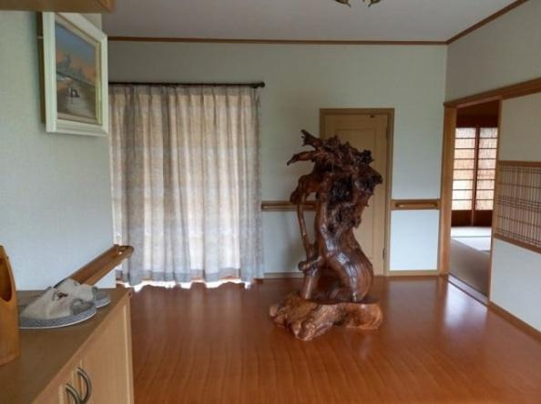 出雲市多伎町多伎　中古戸建の玄関