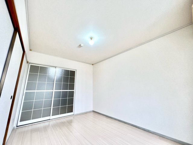 ヴィラモデルナAの洋室|※別部屋参考写真