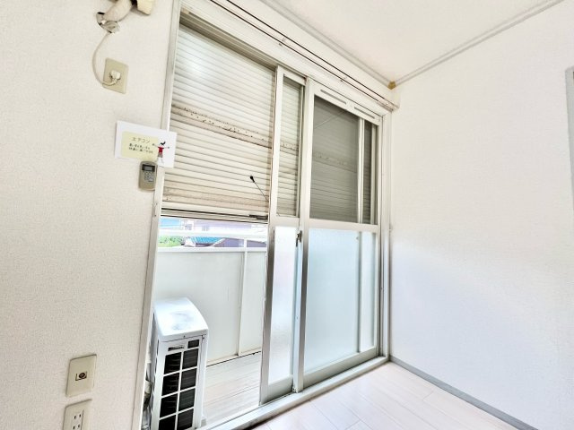 ヴィラモデルナAのセキュリティ|※別部屋参考写真