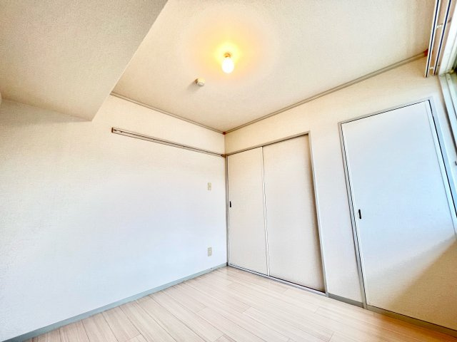 ヴィラモデルナAの洋室|※別部屋参考写真