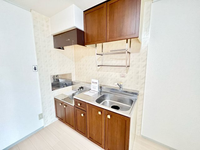 ヴィラモデルナAのキッチン|※別部屋参考写真