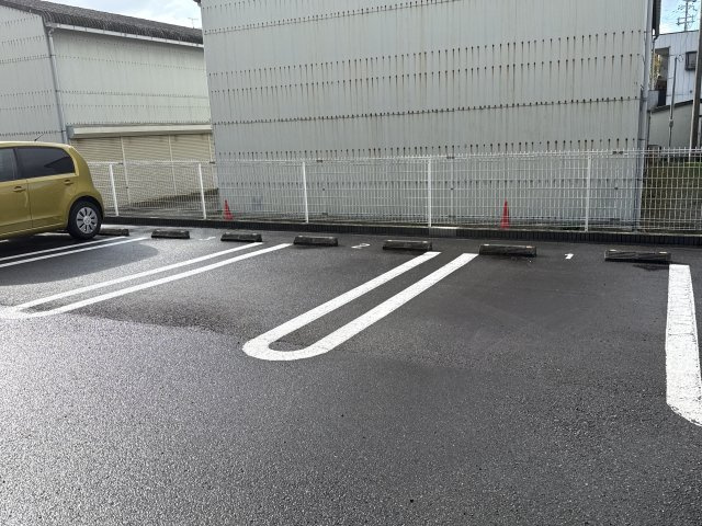 セイント・テツの駐車場