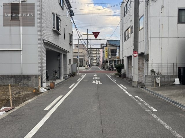 大阪市城東区関目3丁目の前面道路含む現地写真