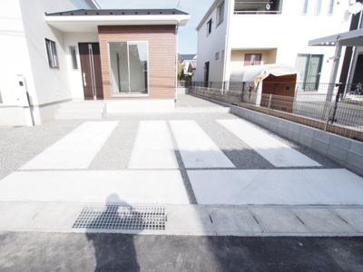 【駐車場】 | QUADRIFOGLIO　笹谷４期　１号棟