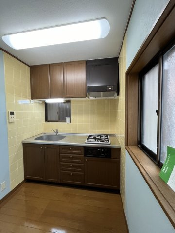 泉南郡岬町淡輪古民家付戸建のキッチン