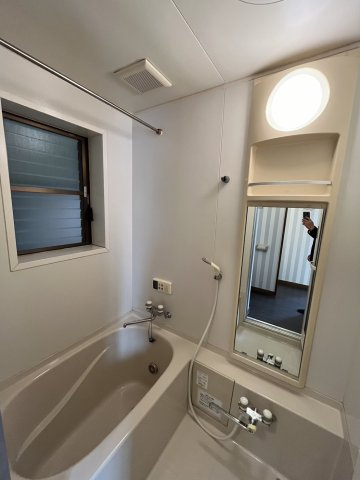 泉南郡岬町淡輪古民家付戸建の浴室