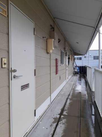 ニューシティ谷川のエントランス