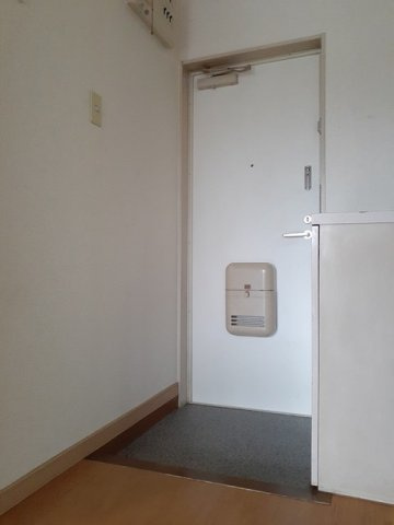 ニューシティ谷川の玄関