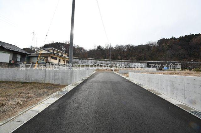 売地　山寺　分譲地　区画⑤　76.34坪の前面道路含む現地写真