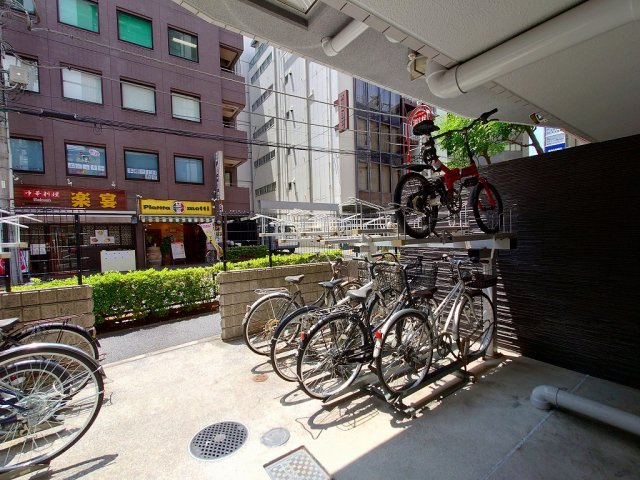 リヴシティ文京本郷の駐輪場