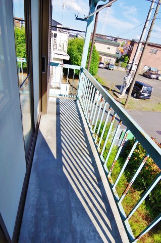 光荘のバルコニー|とても風通しが良いです♪