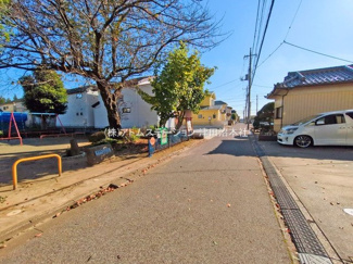 【前面道路含む現地写真】
