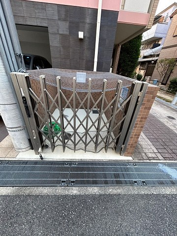 尼崎市昭和南通８丁目の賃貸マンションの外観