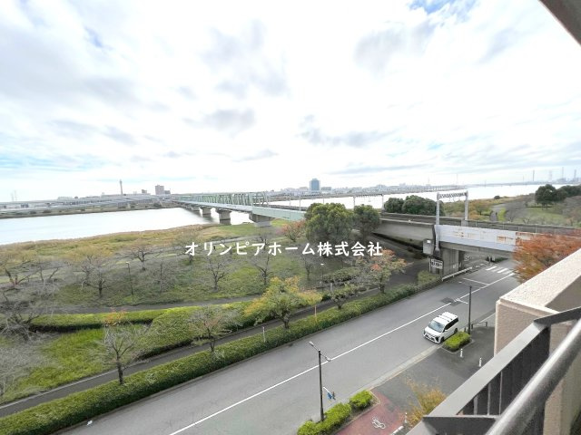 仲介手数料無料　メゾンリバーサイド1号棟　6階　リフォーム済の展望