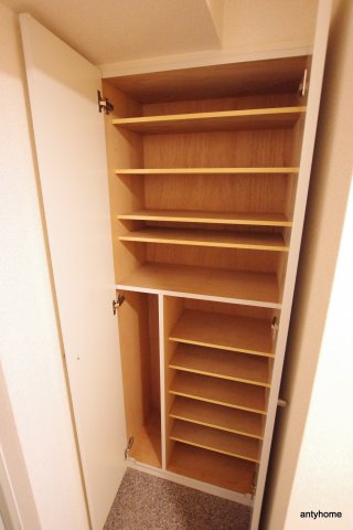 ビバーチェ鷺洲　仲介手数料無料の収納