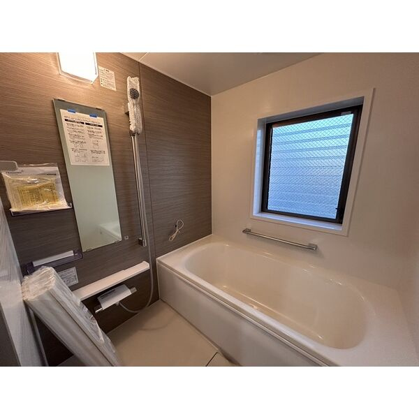 プラスビルの浴室