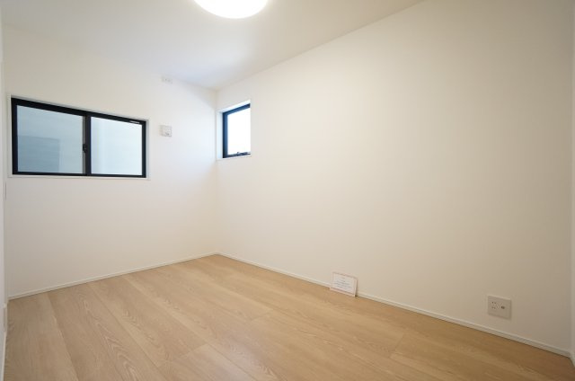 常滑市榎戸町2期　2号棟の洋室|1階5帖洋室