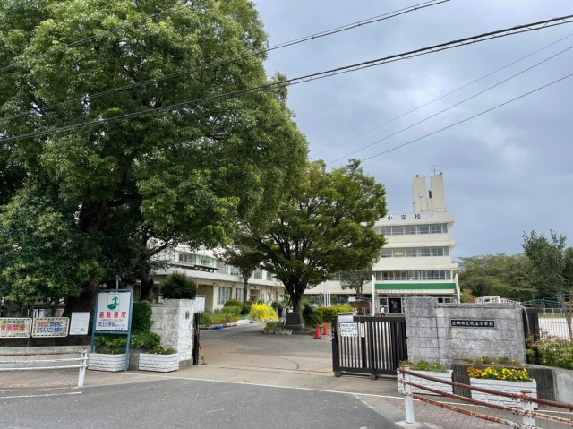 三郷市戸ヶ崎新築戸建（戸ヶ崎５期）の周辺|吹上小学校まで950ｍ