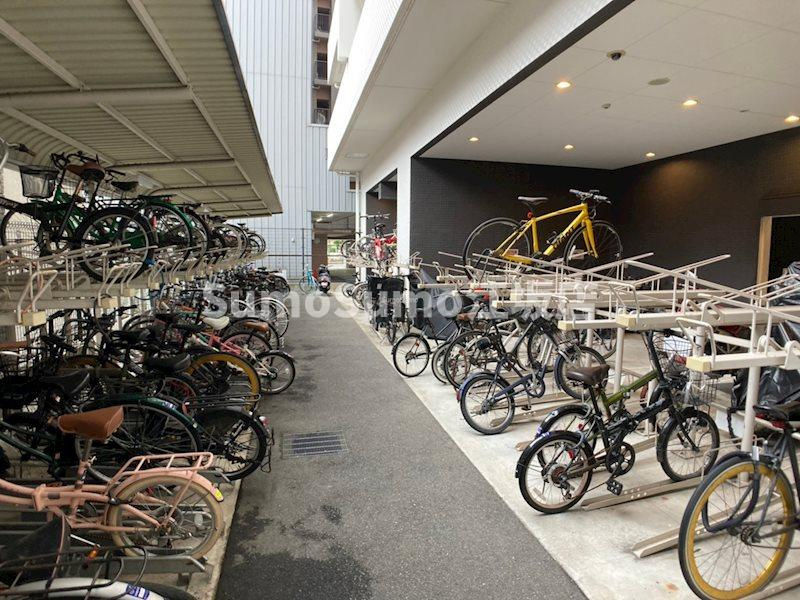 大阪市西区南堀江４丁目の賃貸マンションの外観