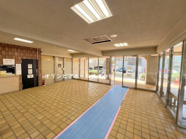 新大橋永谷マンション　3階　リ　ノベーション済のエントランス