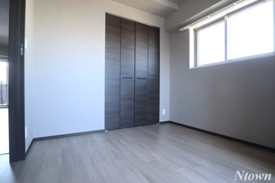 【居間・リビング】 | プレサンス ロジェ 栄パークサウス | ゆったり過ごせる居間です