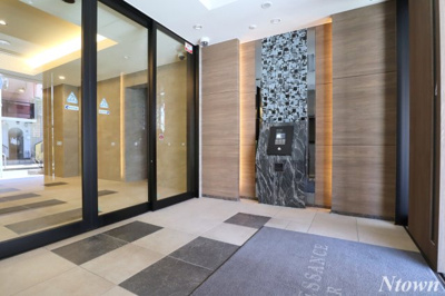 【エントランス】 | プレサンス ロジェ 栄パークサウス | 清潔なエントランスです