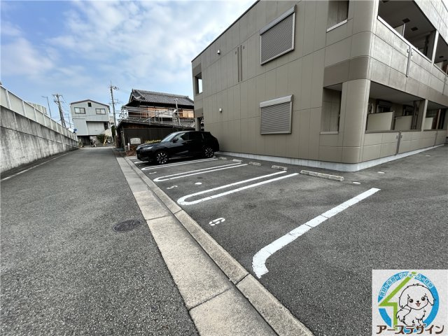 テラノ　モンターニャの駐車場