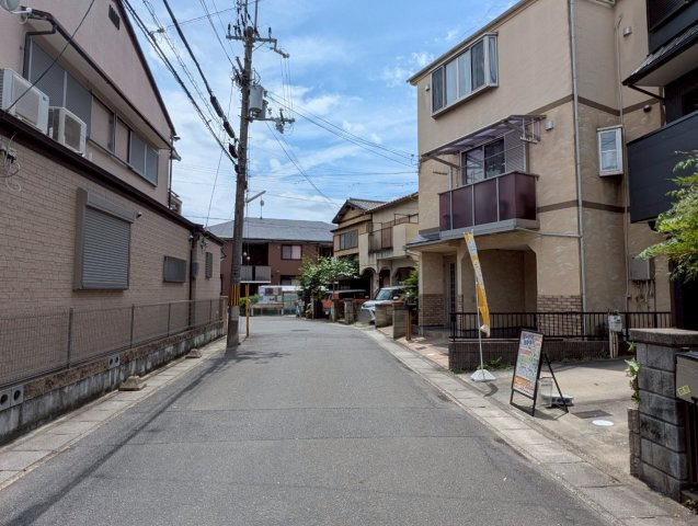 久世上久世町の前面道路含む現地写真