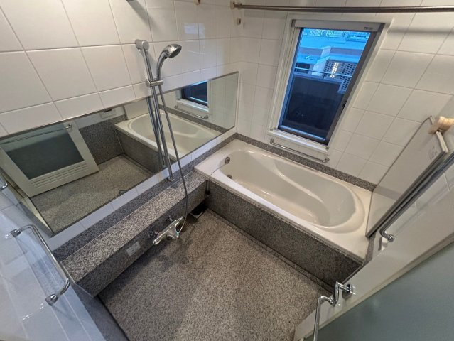 ザ・ハウス住吉本町の浴室