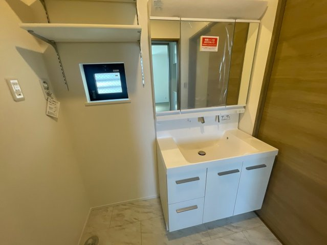 横浜市旭区白根7丁目 新築戸建て【仲介手数料無料】