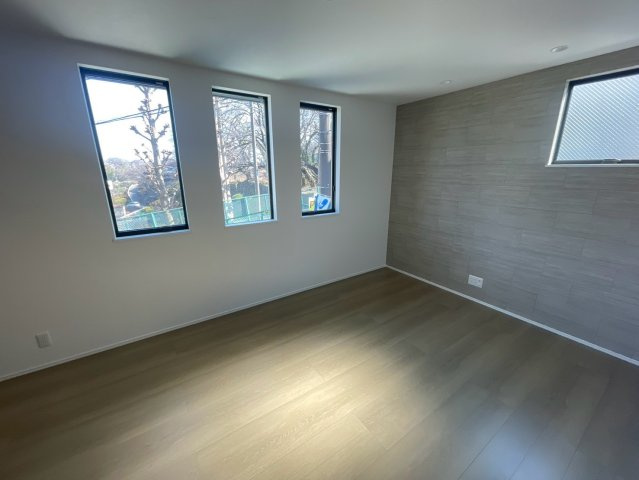 横浜市旭区白根7丁目 新築戸建て【仲介手数料無料】