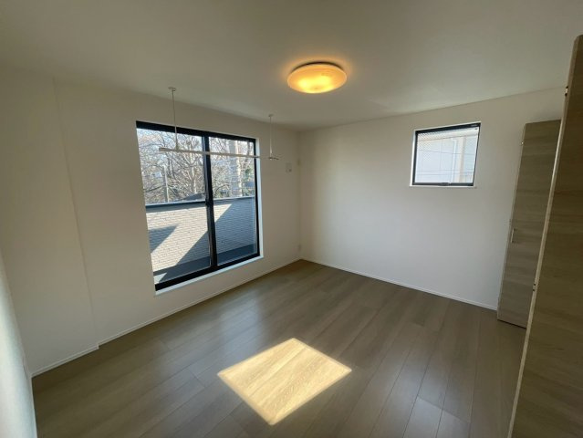 横浜市旭区白根7丁目 新築戸建て【仲介手数料無料】