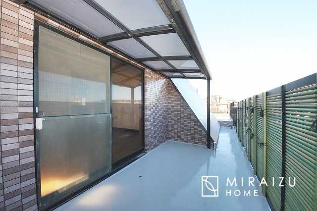 【バルコニー】 | 5階フロアの内観
※現況優先、設備間取り気になる箇所等は案内時にお確かめ下さい