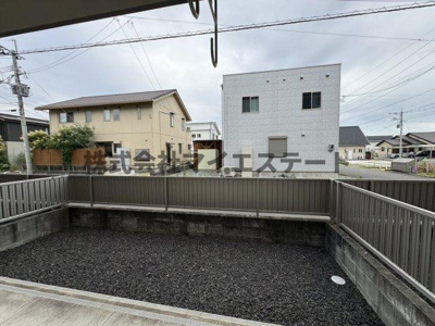 【庭】 | リバティゾーン