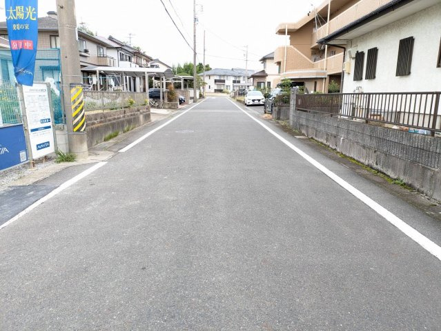 常滑市榎戸町3期　1号棟の前面道路含む現地写真|●○前面道路○●