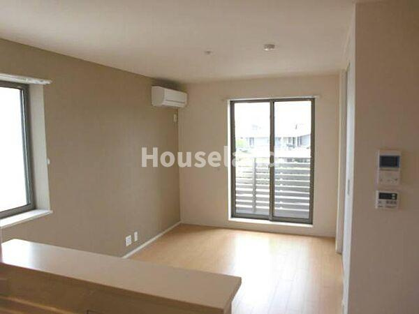 メゾン ボワの居間・リビング