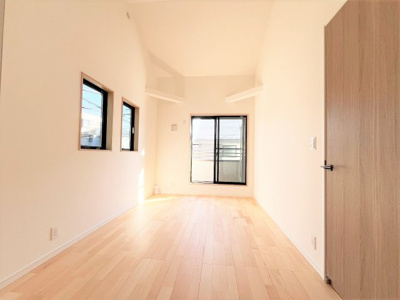 【洋室】 | 【仲介手数料２７０万～２９０万円が無料】■認定低炭素住宅■イグニチャーソーラー■制震ダンパー