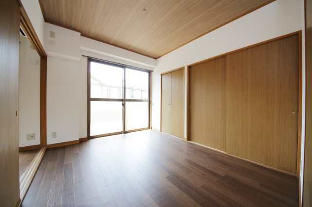 A&S KATO KI B棟の洋室