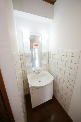 A&S KATO KI B棟の洗面所