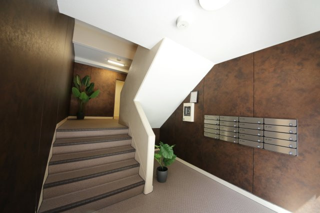 A&S KATO KI B棟のロビー