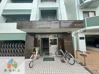 【エントランス】