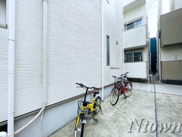【その他共用部分】 | Grandtic Tove | 駐輪場です
