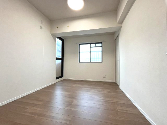 スペリア名南コンフォートの洋室|居住スペースとして十分な広さを確保しているので、お子様用のお部屋としてご利用できます♪